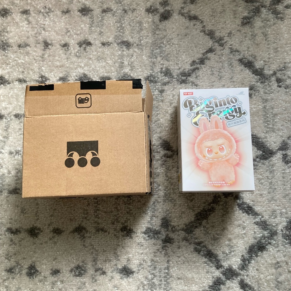 Labubu LOVE (RED) Big Into Energy Series Sealed Authentic Confirmed
